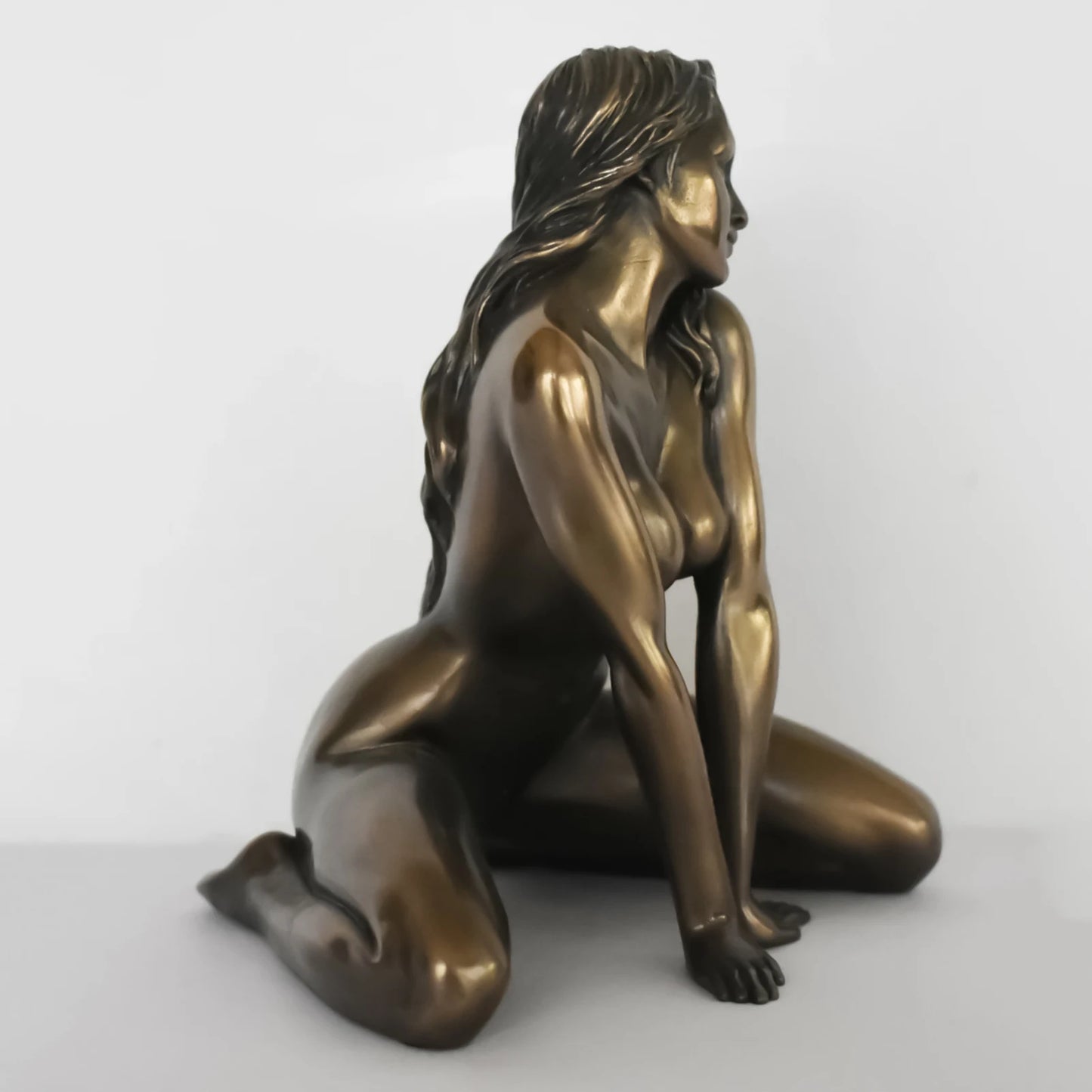 Thea Sculpture by LUMVÉ